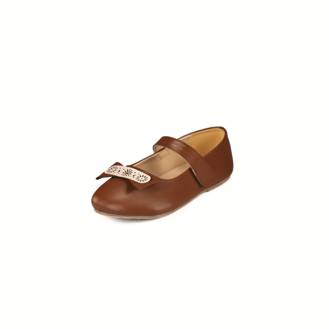 Odessa Girls Pump Shoes - Brown