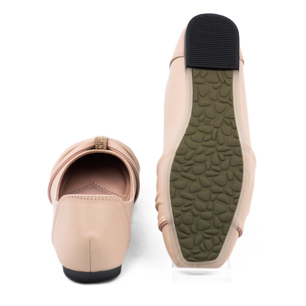 Ethel Pumpy Flat Shoe- Cream