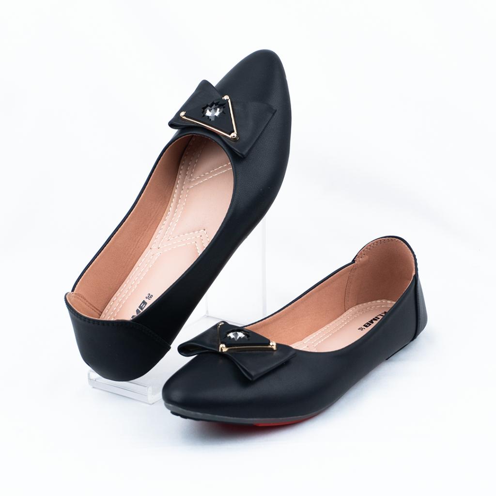 Edna Pumpy Flat Shoe - Black