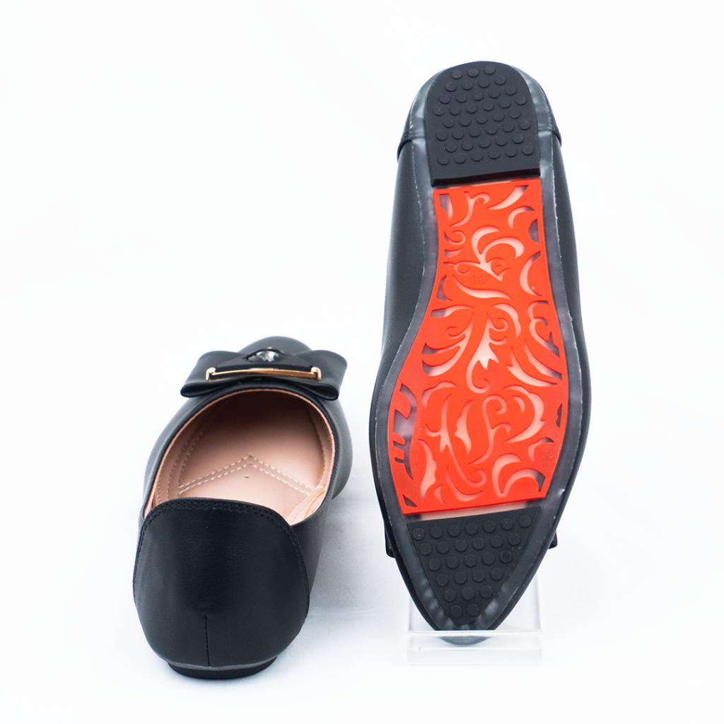 Edna Pumpy Flat Shoe - Black