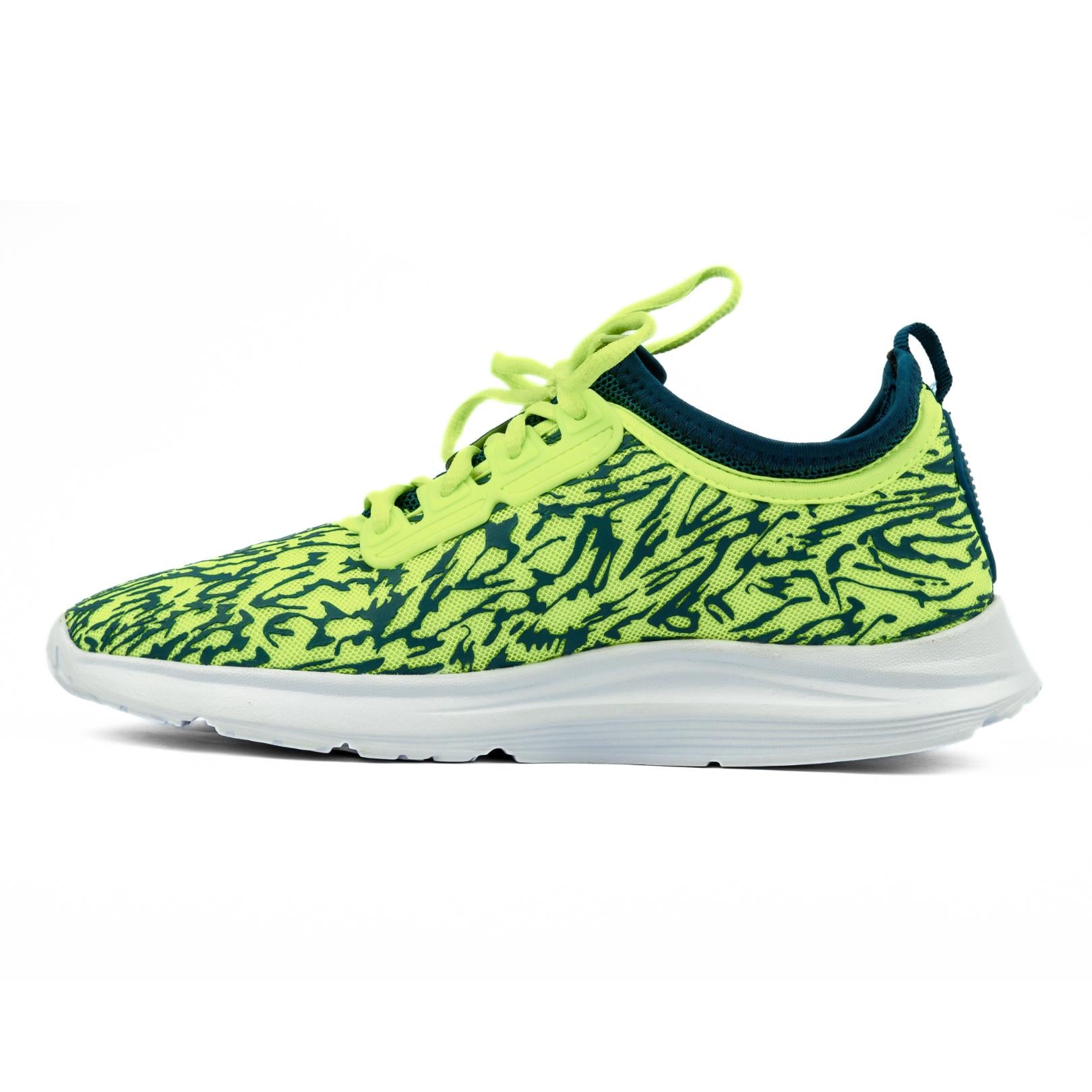 Avenger Men Sports Shoes Neon Green